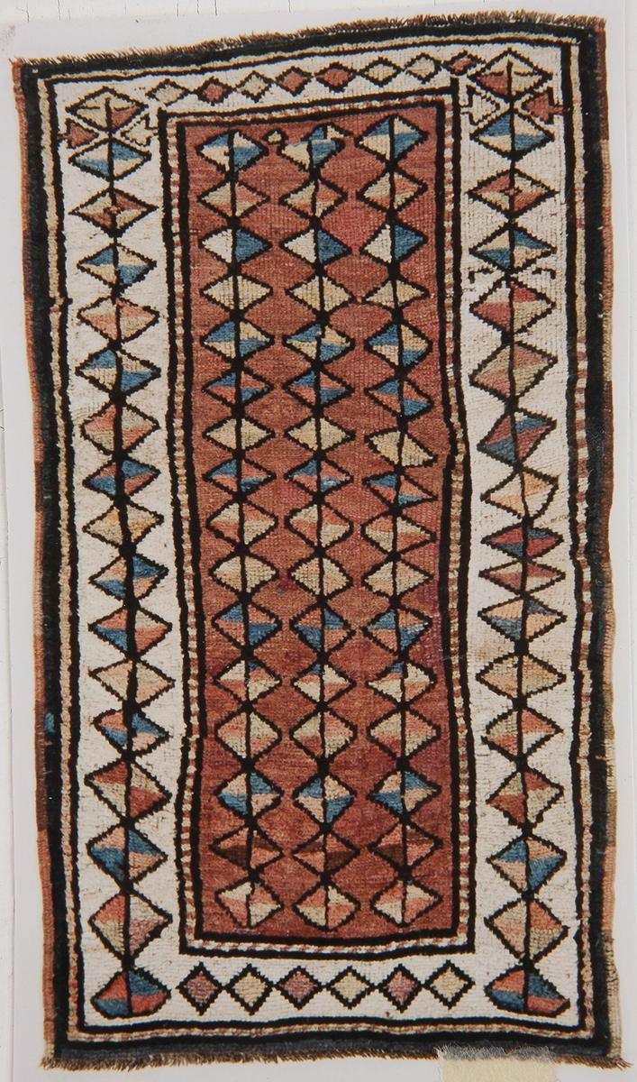 Antico Caucaso rug, inventory number 317-1